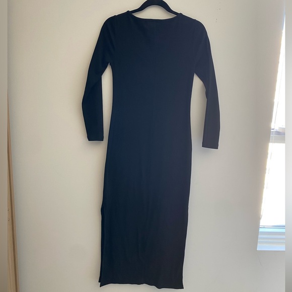 Black Maxi Longsleeve Dress - Picture 3 of 4